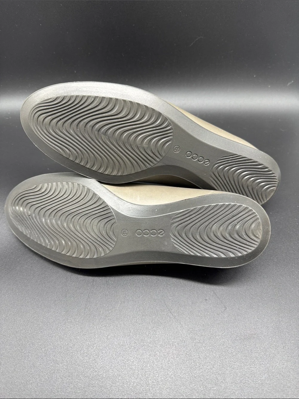Ecco Grey Snake-Embossed Toe Cap Slip-On Touch Ballerina  Flats Sz 37 (US 6-6.5)